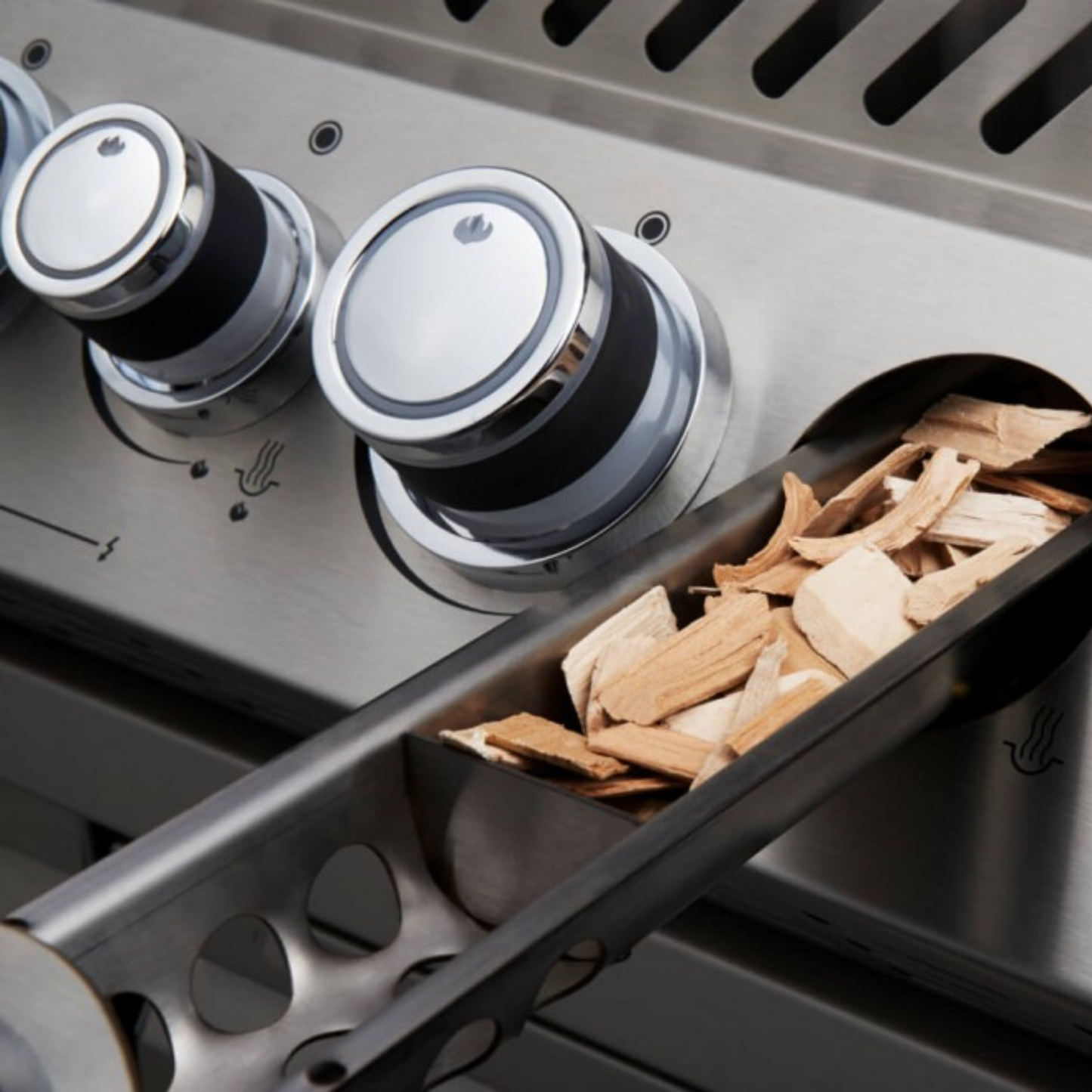 Napoleon Built-in Prestige PRO665 RB Gas BBQ BIPRO665RBPSS - FREE COVER & ROTISSERIE